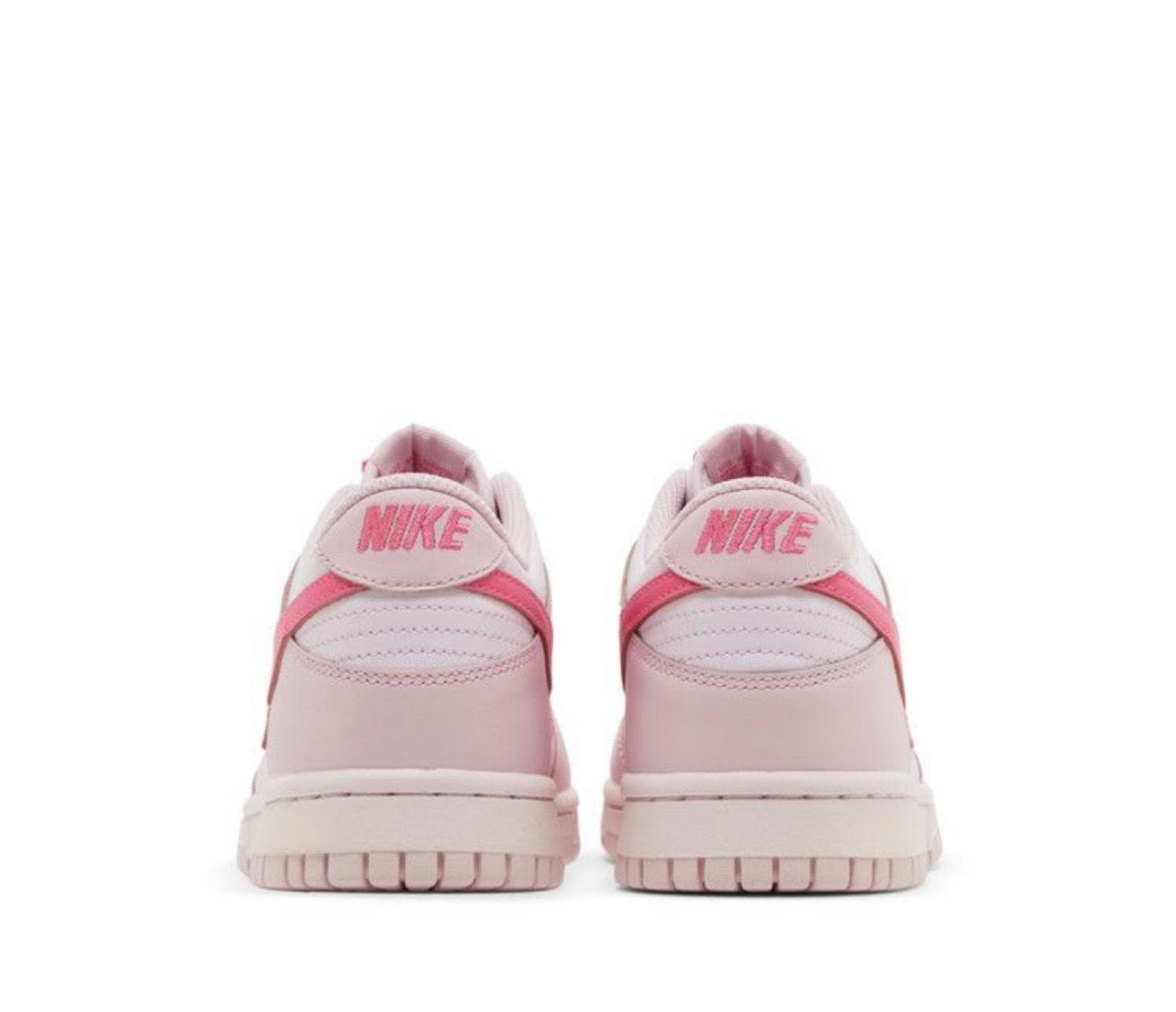 Nike Dunk Low GS ‘Triple Pink’